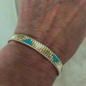 Adjustable handmade bracelet